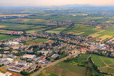 Industriegebiet Beiersdorfstraße mit KAPPUS 1848 GmbH in Heitersheim im Bundesland Baden-Württemberg, Deutschland