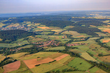 Dorfansicht aus Nordosten im Ortsteil Vollmerz in Schlüchtern im Bundesland Hessen, Deutschland