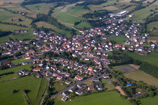Dorfansicht im Ortsteil Hauswurz in Neuhof im Bundesland Hessen, Deutschland