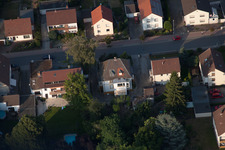 Schrägluftbild von Ortsteil Dannstadt in Dannstadt-Schauernheim im Bundesland Rheinland-Pfalz, Deutschland