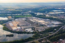 Daimler Truck AG, Mercedes-Benz Werk Wörth LKW Montagewerk in Wörth am Rhein im Bundesland Rheinland-Pfalz, Deutschland