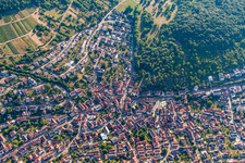 Luftaufnahme von Ortsteil Dietlingen in Keltern im Bundesland Baden-Württemberg, Deutschland