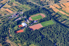 Stadion Erlach des  08 Birkenfeld e.V. und Tennisplätze des TC Birkenfeld e.V. (Tennis & Padel) im Bundesland Baden-Württemberg, Deutschland