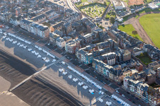 Luftbild von Mers-les-Bains im Bundesland Somme, Frankreich