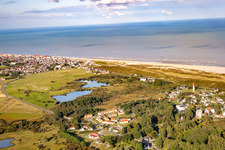 Cayeux-sur-Mer im Bundesland Somme, Frankreich vom Flugzeug aus