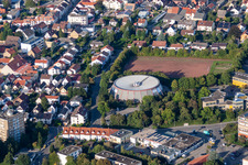 Luftbild von Rundsporthalle in Mutterstadt im Bundesland Rheinland-Pfalz, Deutschland