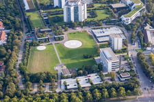 Drohnenaufname von BG Unfallklink im Ortsteil Oggersheim in Ludwigshafen am Rhein im Bundesland Rheinland-Pfalz, Deutschland