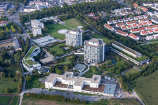 BG Unfallklink im Ortsteil Oggersheim in Ludwigshafen am Rhein im Bundesland Rheinland-Pfalz, Deutschland vom Flugzeug aus