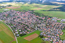 Luftbild von Neuhausen ob Eck im Bundesland Baden-Württemberg, Deutschland