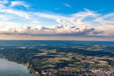 Schrägluftbild von Überlingen im Bundesland Baden-Württemberg, Deutschland