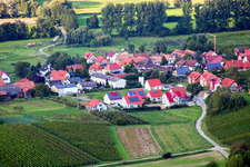 Am Narrenberg in Hergersweiler im Bundesland Rheinland-Pfalz, Deutschland von einer Drohne aus