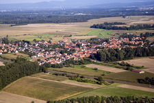 Roppenheim von Südwesten im Bundesland Bas-Rhin, Frankreich