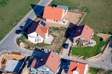 Buchenweg, Neubaugebiet in den Brotäckern in Steinweiler im Bundesland Rheinland-Pfalz, Deutschland