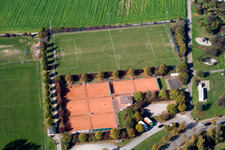 Schrägluftbild von Tennisclub im Ortsteil Hohenwettersbach in Karlsruhe im Bundesland Baden-Württemberg, Deutschland