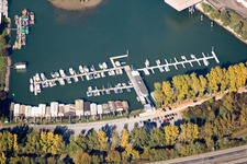 Yachthafen Maxau im Ortsteil Knielingen in Karlsruhe im Bundesland Baden-Württemberg, Deutschland