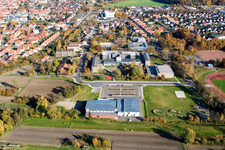 Bienwaldhalle Kandel im Bundesland Rheinland-Pfalz, Deutschland aus der Luft