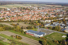 Drohnenbild von Bienwaldhalle Kandel im Bundesland Rheinland-Pfalz, Deutschland