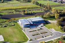 Bienwaldhalle Kandel im Bundesland Rheinland-Pfalz, Deutschland von der Drohne aus gesehen