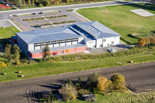 Bienwaldhalle Kandel im Bundesland Rheinland-Pfalz, Deutschland von oben gesehen